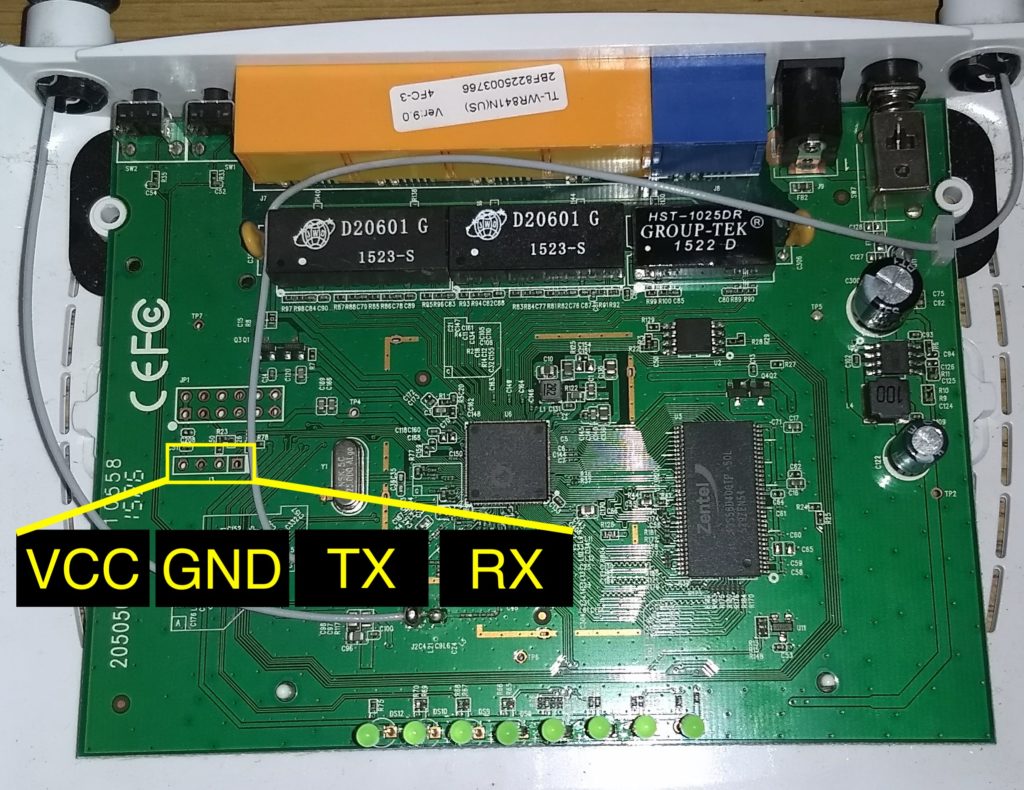 the four UART pads on the TP-Link WR841N board